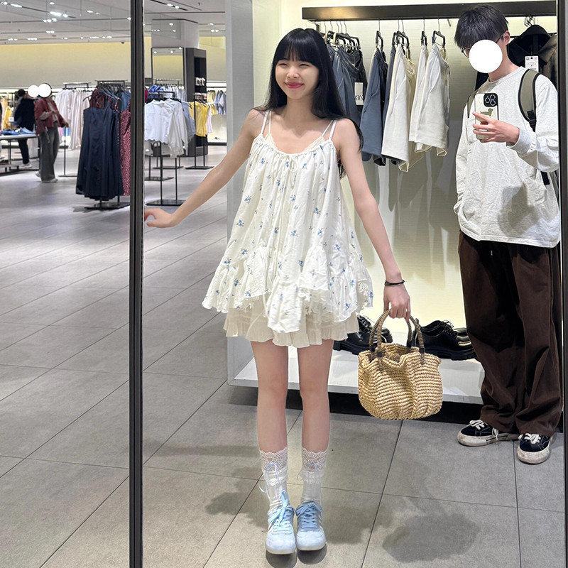 小个子甜美风碎花吊带背心女夏季不规则设计宽松显瘦百搭无袖上衣
