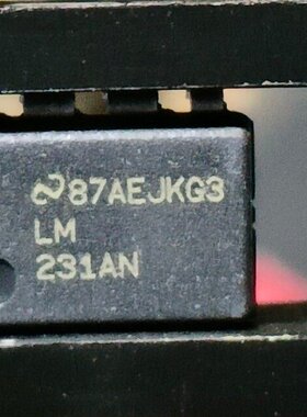 LM231AN芯片 17只 成色还可以 外观完整 。适合