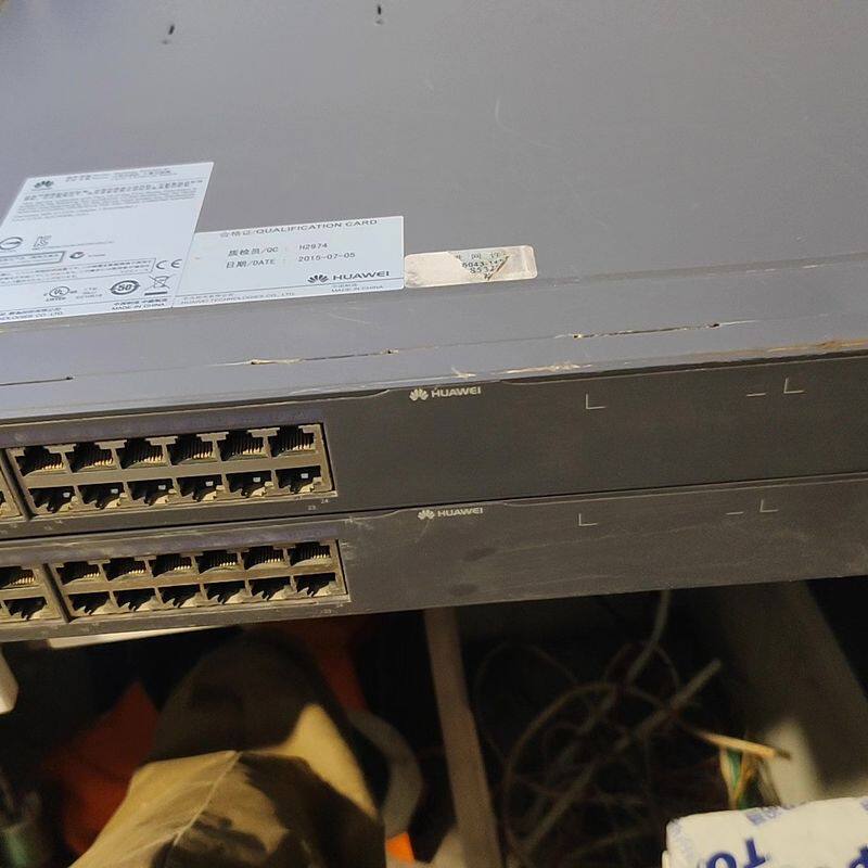 S5328C-EI 24口千兆电口 4SFP三层核