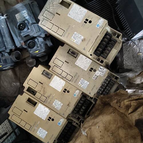 安川驱动器SGDB-10ADG SGDB-03VD SGDB