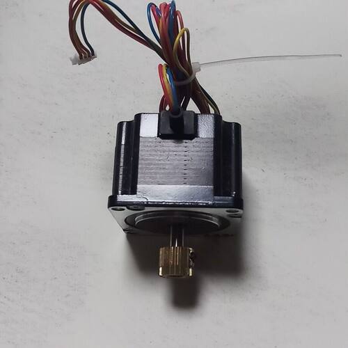 信浓步进电机stp-59d 1052-03(步进电机)还有5