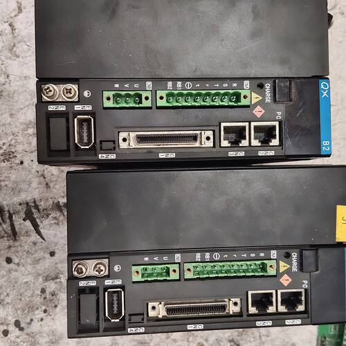 QXMP10NA-B2众为兴伺服驱动器  成色还可以 功