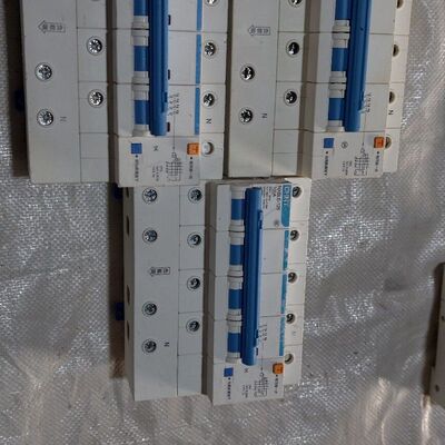 NXBLE-125  NBPLE-125  4P