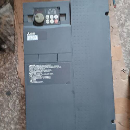 变频器 FR-F740-22K/18.5K-CHT1 拆