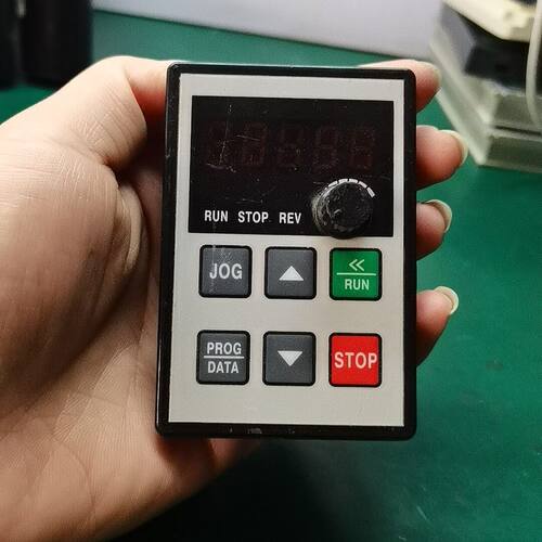 德弗变频器面板 MB104W  实货实拍