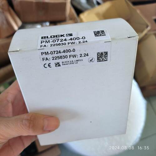 BLOCKPM-0724-400-0电源