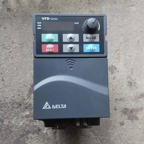 台达变频器VFD007E43A 0.75KW 380V 实物
