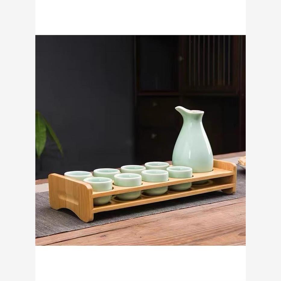 家用小酒壶陶瓷酒具套装黄酒清酒分酒器白酒杯烈酒盅喝酒杯带托盘