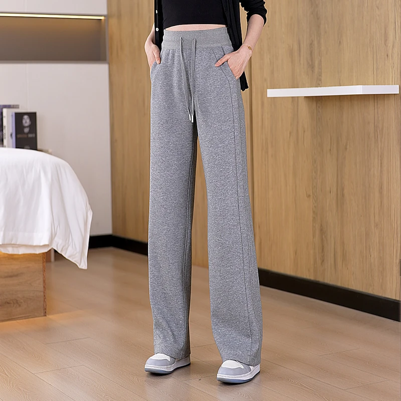 伊度服饰店独梦2026年新款直筒裤
