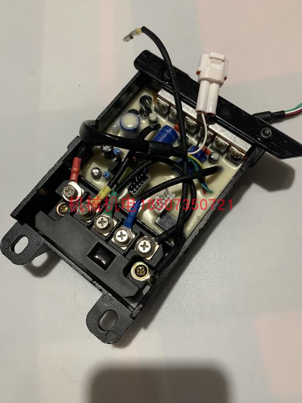 极飞植保无人机XP2020燃油发电机 GC4000+控制器 控制模块