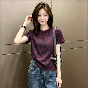暗紫色晕染满印字母短袖T恤女夏季新款韩系正肩百搭减龄显瘦上衣