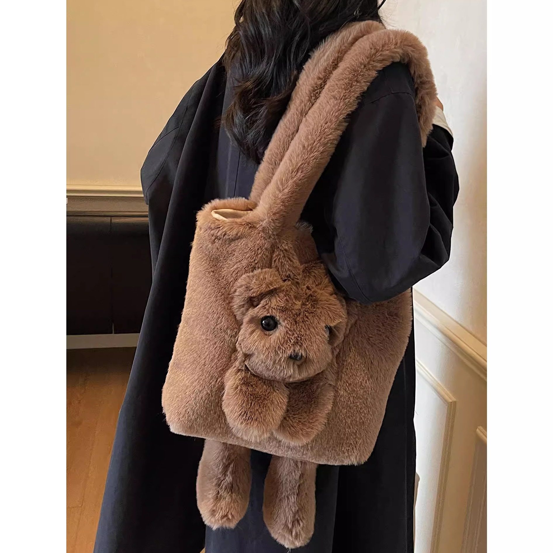 毛绒绒包包女大容量2025新款秋冬季休闲单肩包毛毛卡通通勤托特包,箱包皮具/热销女包/男包,托特包,淘宝优惠券,粉丝福利购,淘宝优惠卷