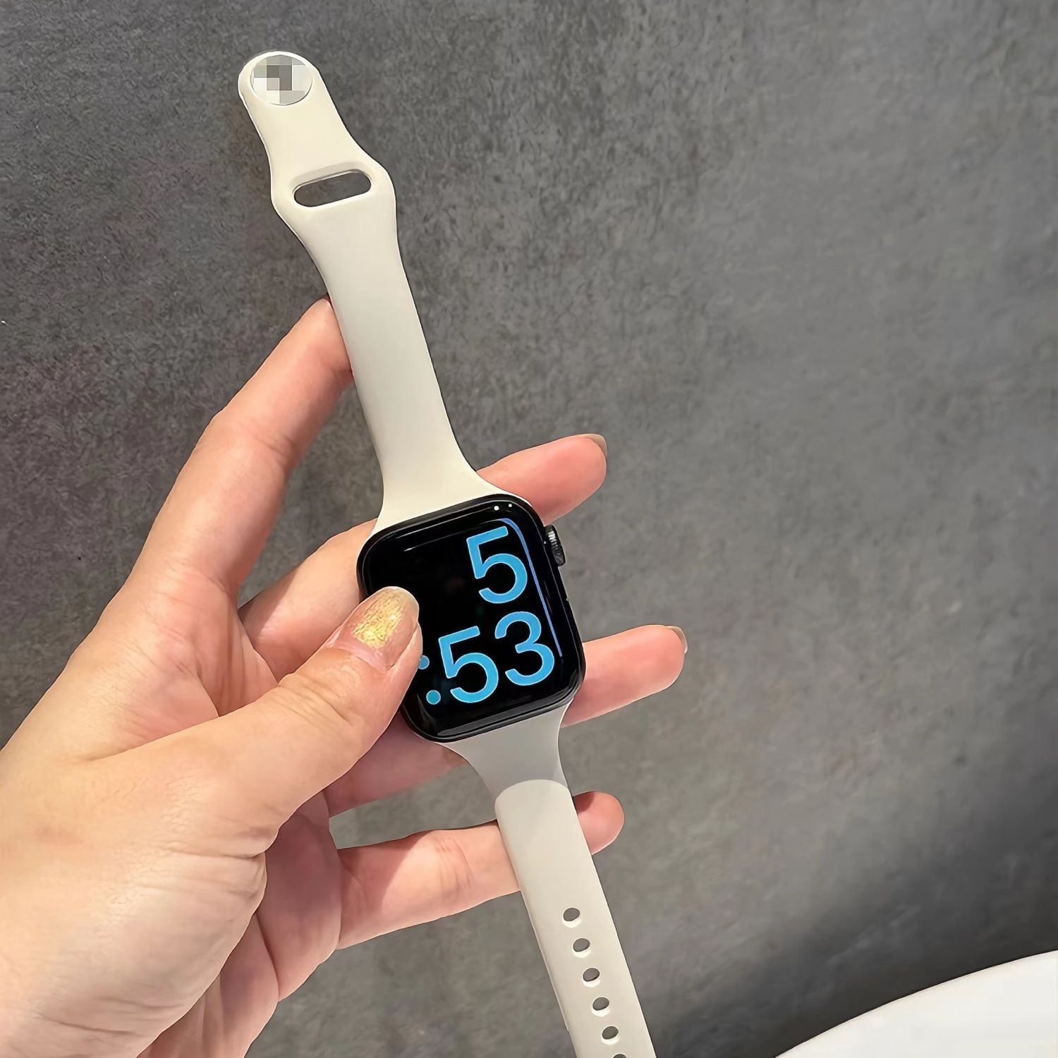 适用iwatch表带ApplewatchS9苹果8运动7女生6新款5小蛮腰4硅胶3SE