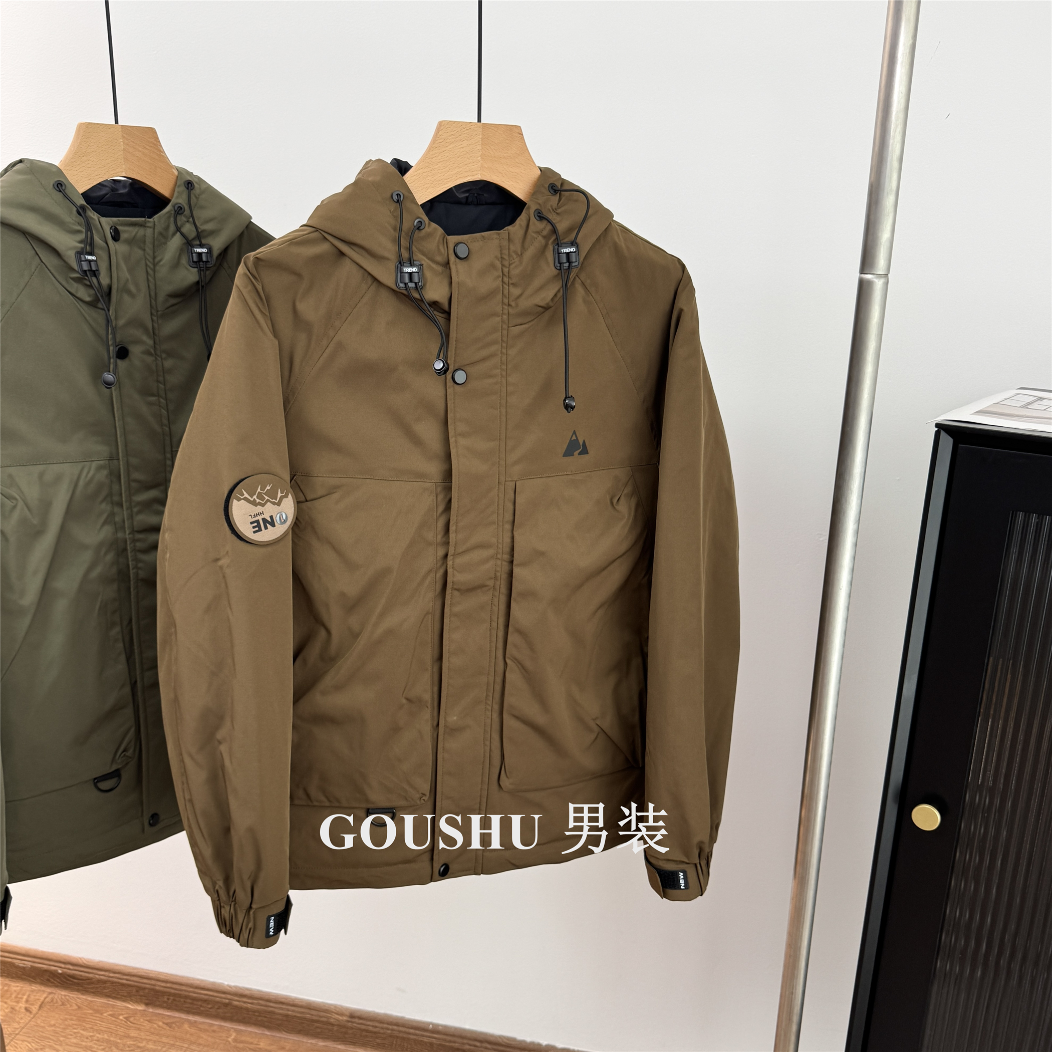 山系户外功能性防风冲锋款棉服外套男士秋季棉衣工装夹克男登山服