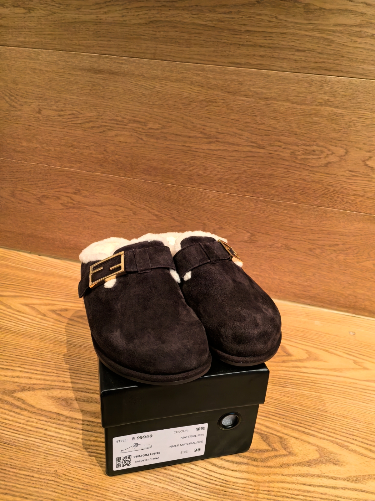 秋冬新款 方扣设计皮毛一体舒适保暖博肯鞋 毛毛包头拖