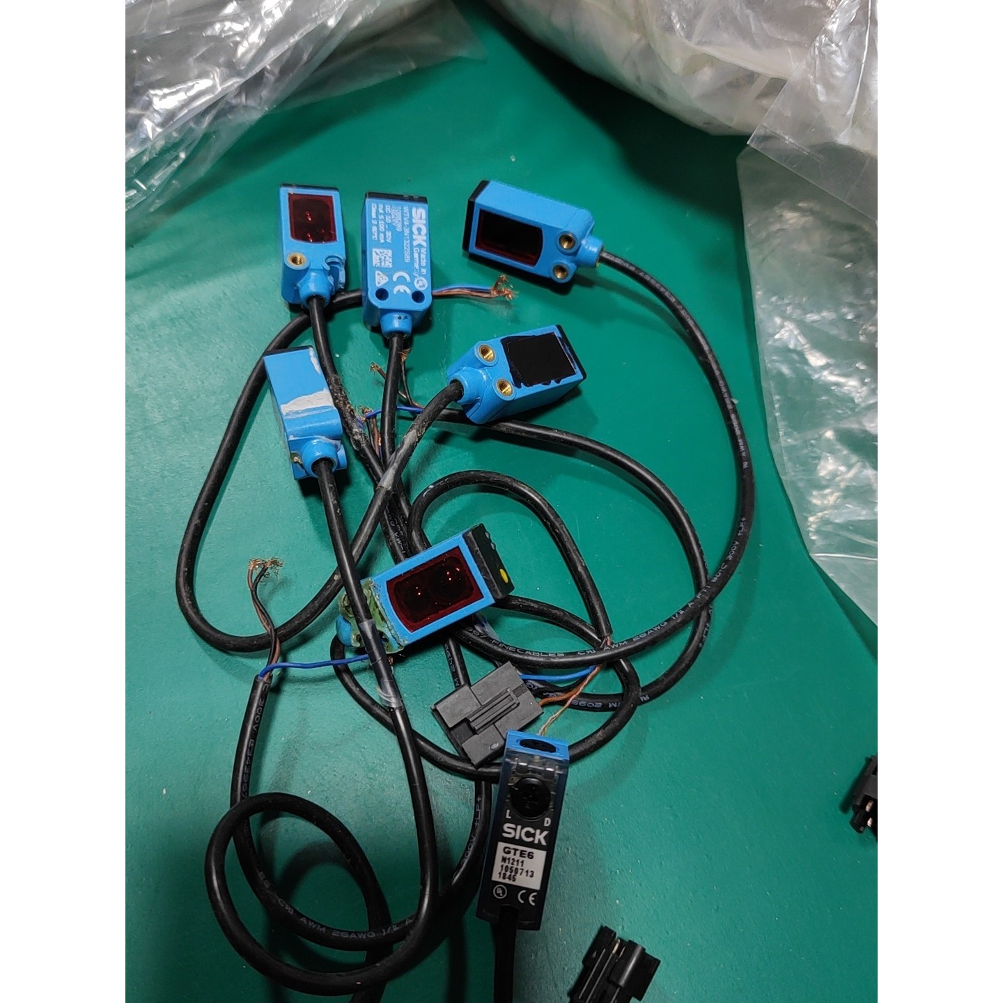 德国SICK 1088289 WTV4-3N1322S89议价产品