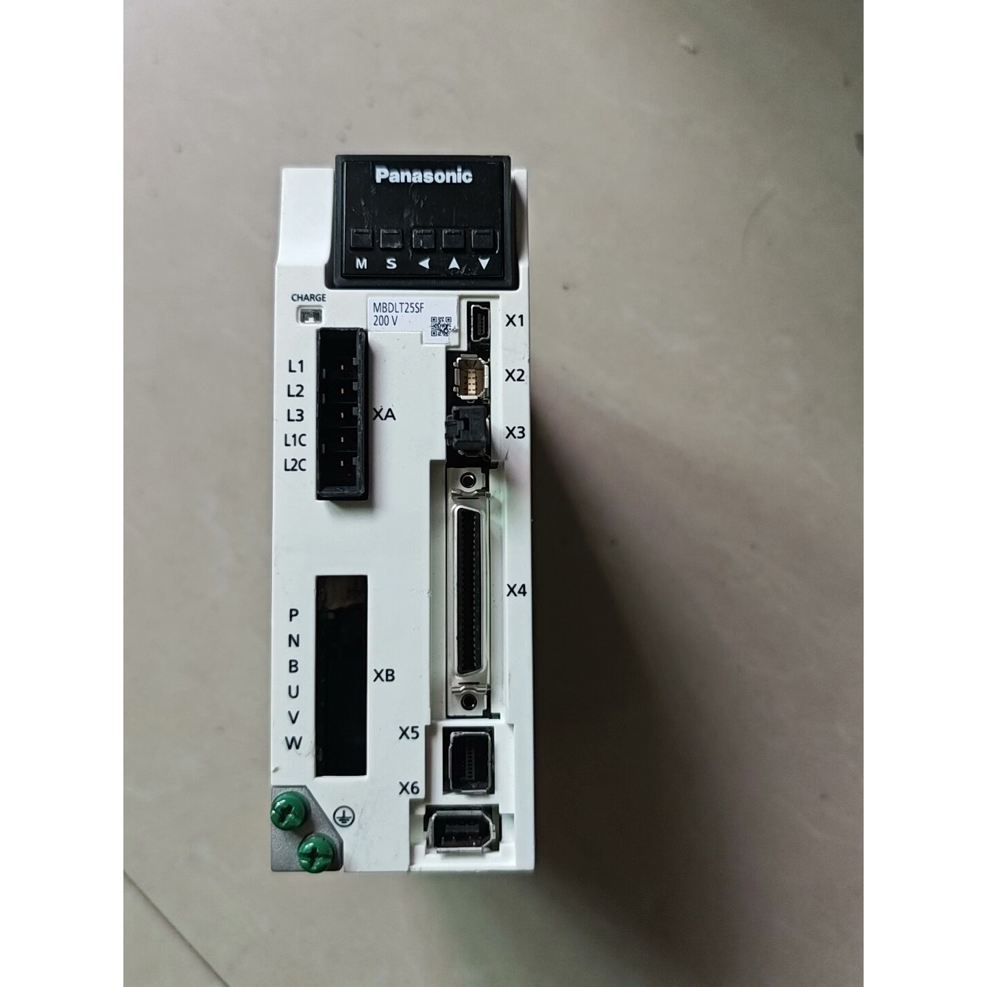 伺服驱动器MBDLT25SF,400W功率,单相200-