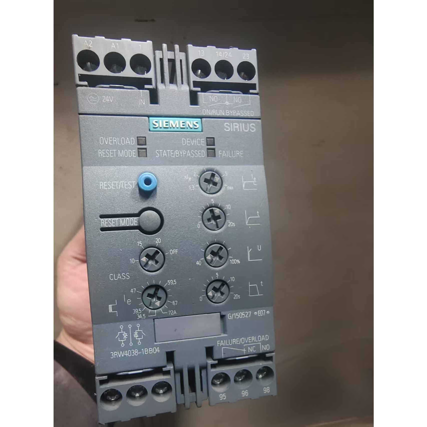 软启动器3RW4038-1BB04,24V供电,22-议价产品