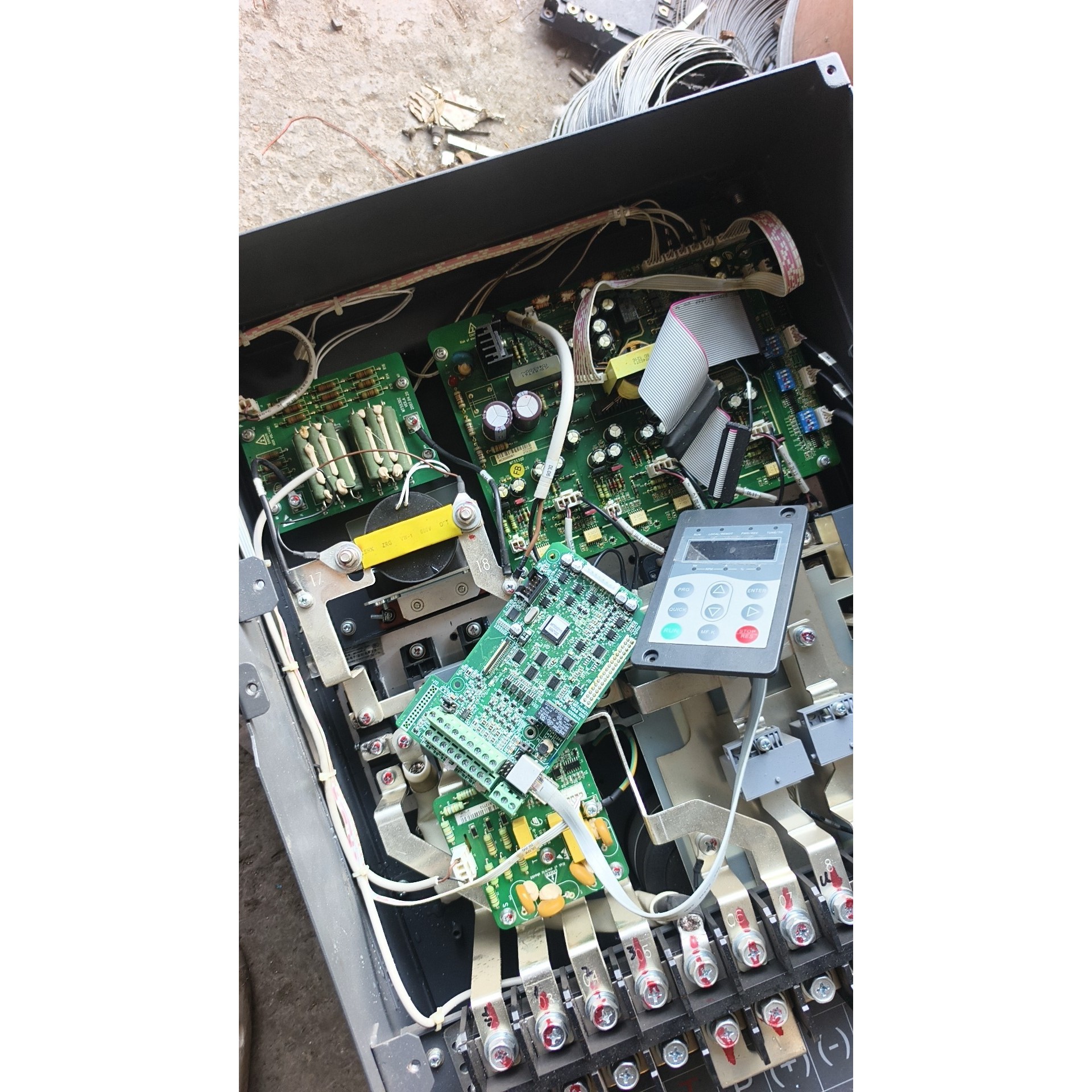 汇川变频器驱动板MD380-5T37G,37KW功率,配件出议价产品