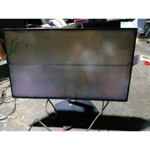 AOC U27U2DS显示器,27寸屏幕,屏幕有条纹如图,适议价产品