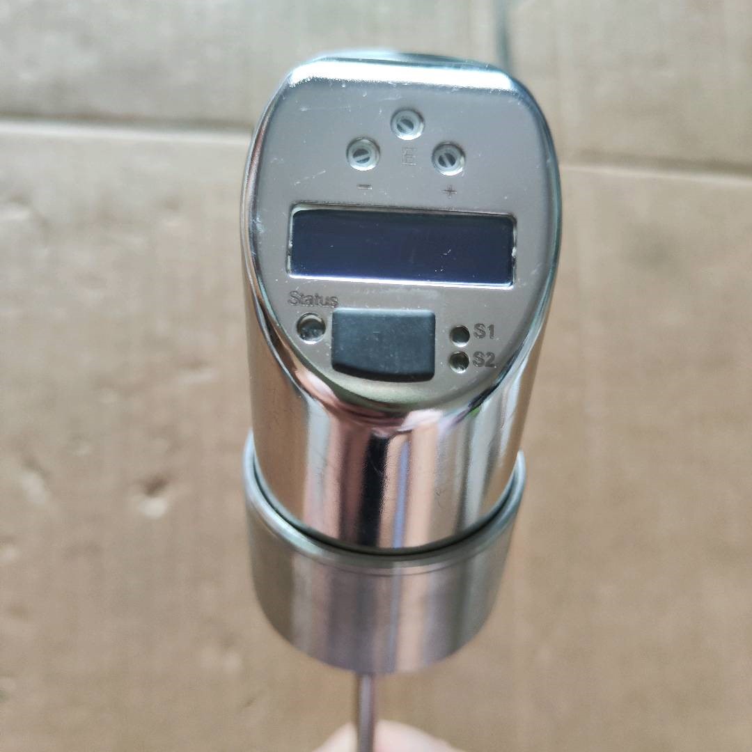 TTR31-A2A111AB2CAB E+H 传感器 温度-50℃到150℃ 全新 A37*议价