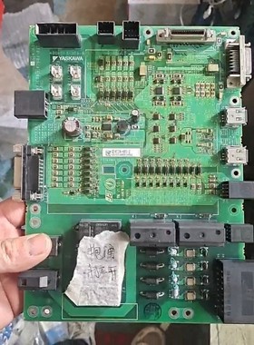 CSTR-FBBCA8R03CAA 安川机器人FS100柜I议价产品