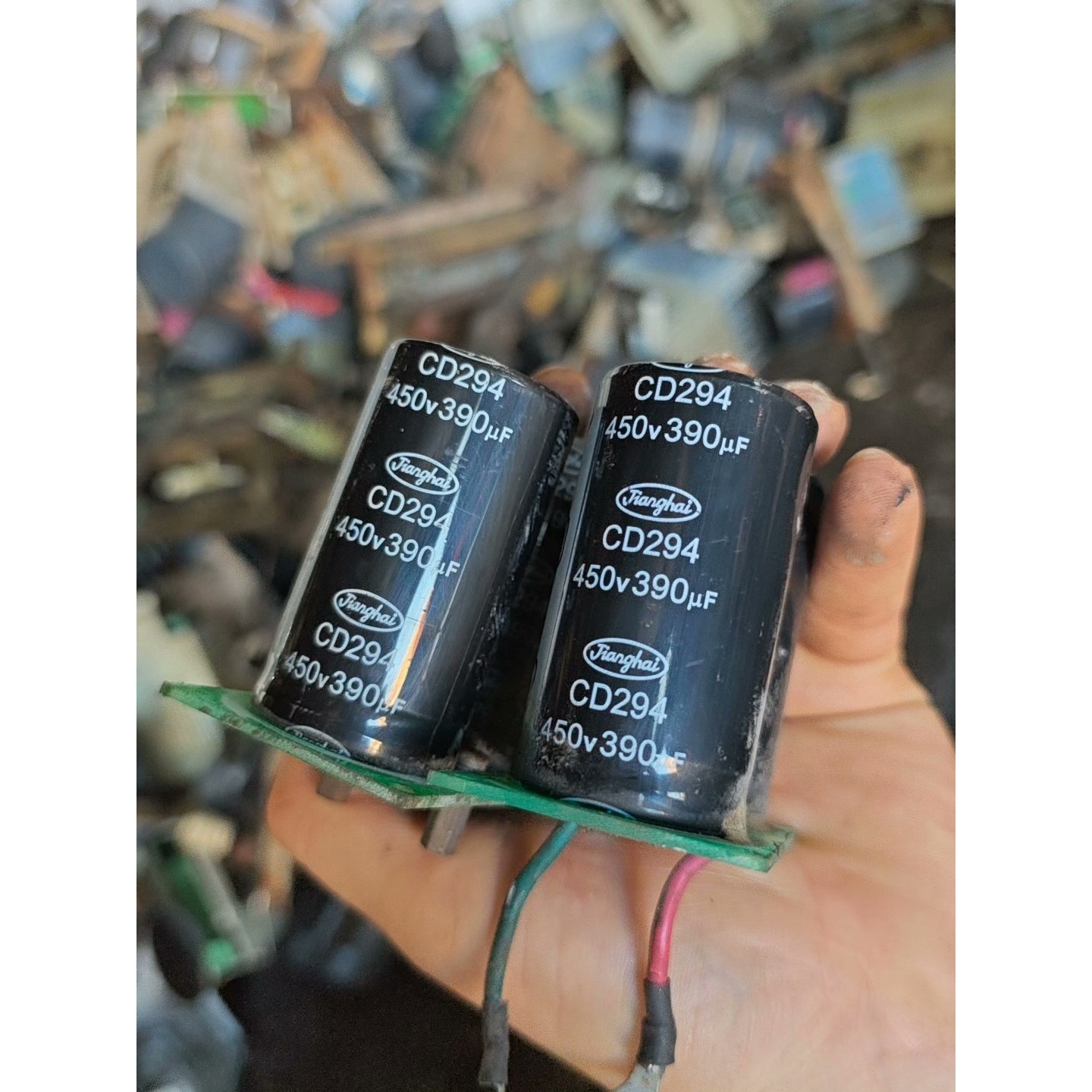 变频器电容450v390uf议价产品