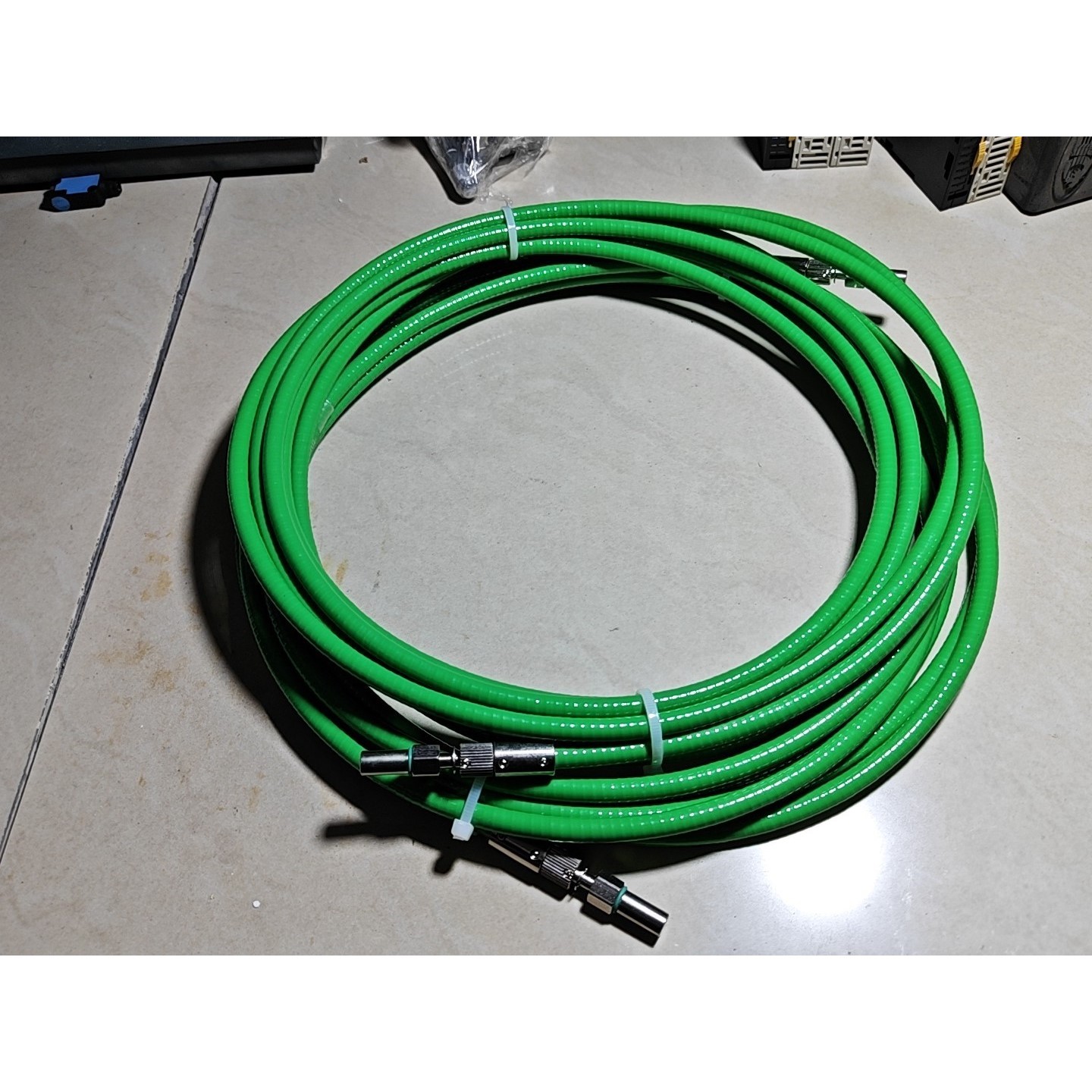 激光机光纤线ST400,绿色线身,全新原装.楼议价产品