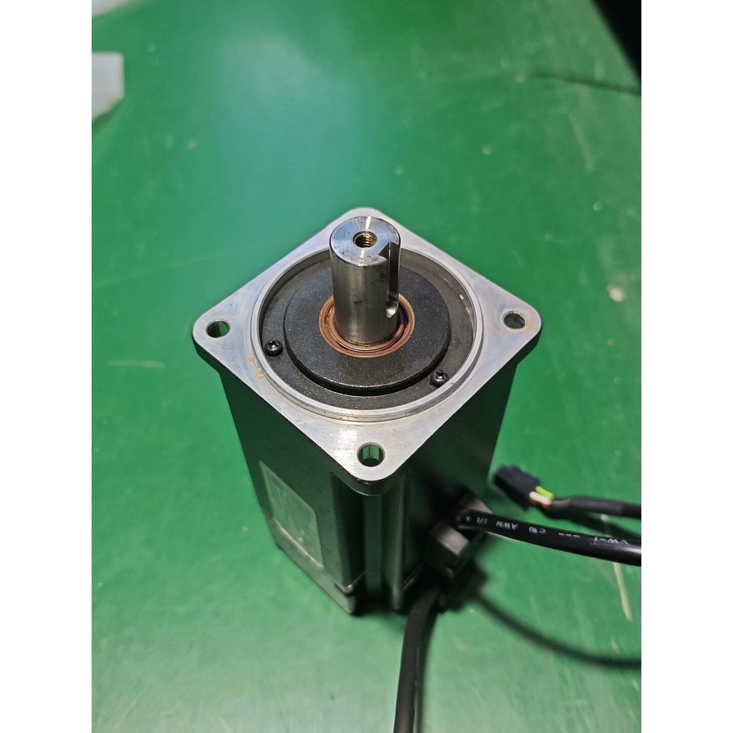 台达伺服电机ECMA-CW0807RS,原装议价产品