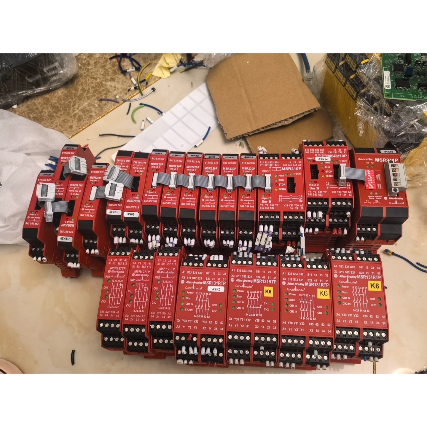 AB安全继电器MSR241P一个MSR131RTP四个MSR议价产品