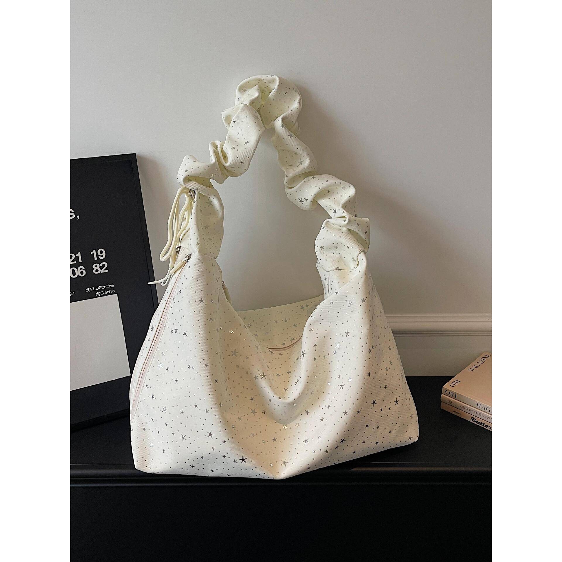 高档品牌韩系星星纯色托特包大容量2026新款少女单肩包通勤休闲气