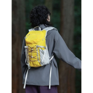 品牌户外骑行徒步登山包轻便爬山装备背包运动旅游双肩包上课学生