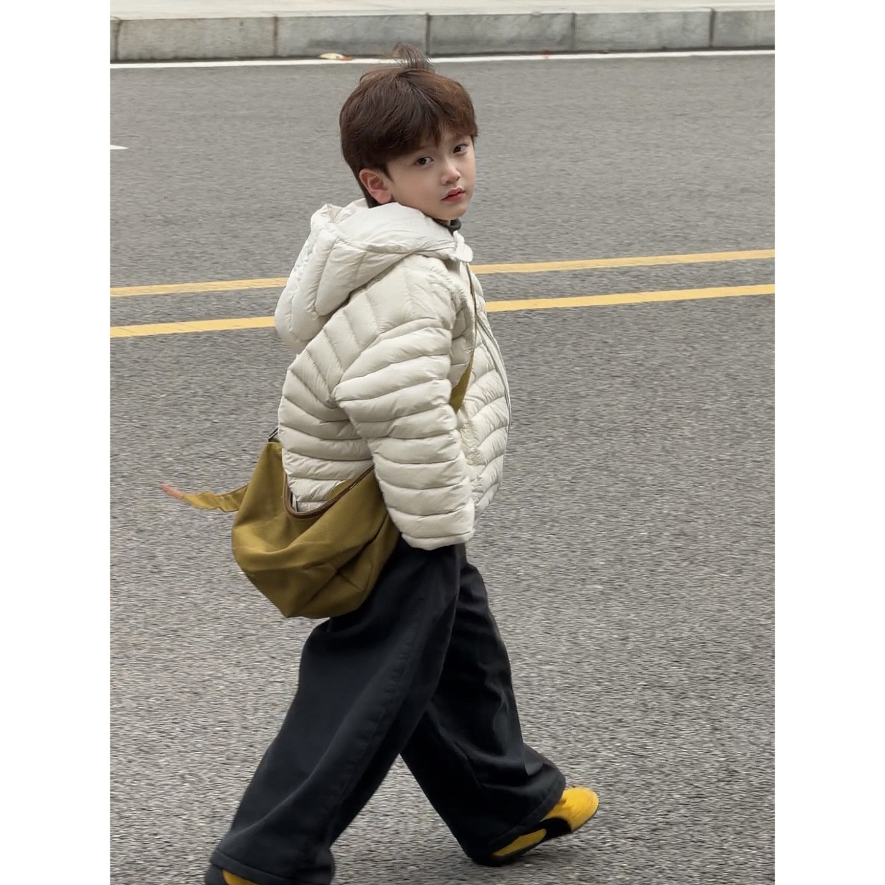 卤蛋童装：我的C位/冬排骨羽绒服潮连帽保暖轻盈男女童拉链外套,童装/婴儿装/亲子装,羽绒服,淘宝优惠券,粉丝福利购,淘宝优惠卷