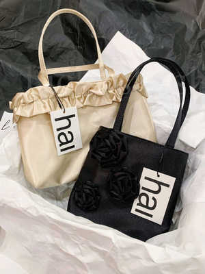 hai花朵手拎腋下黑色迷你小方包