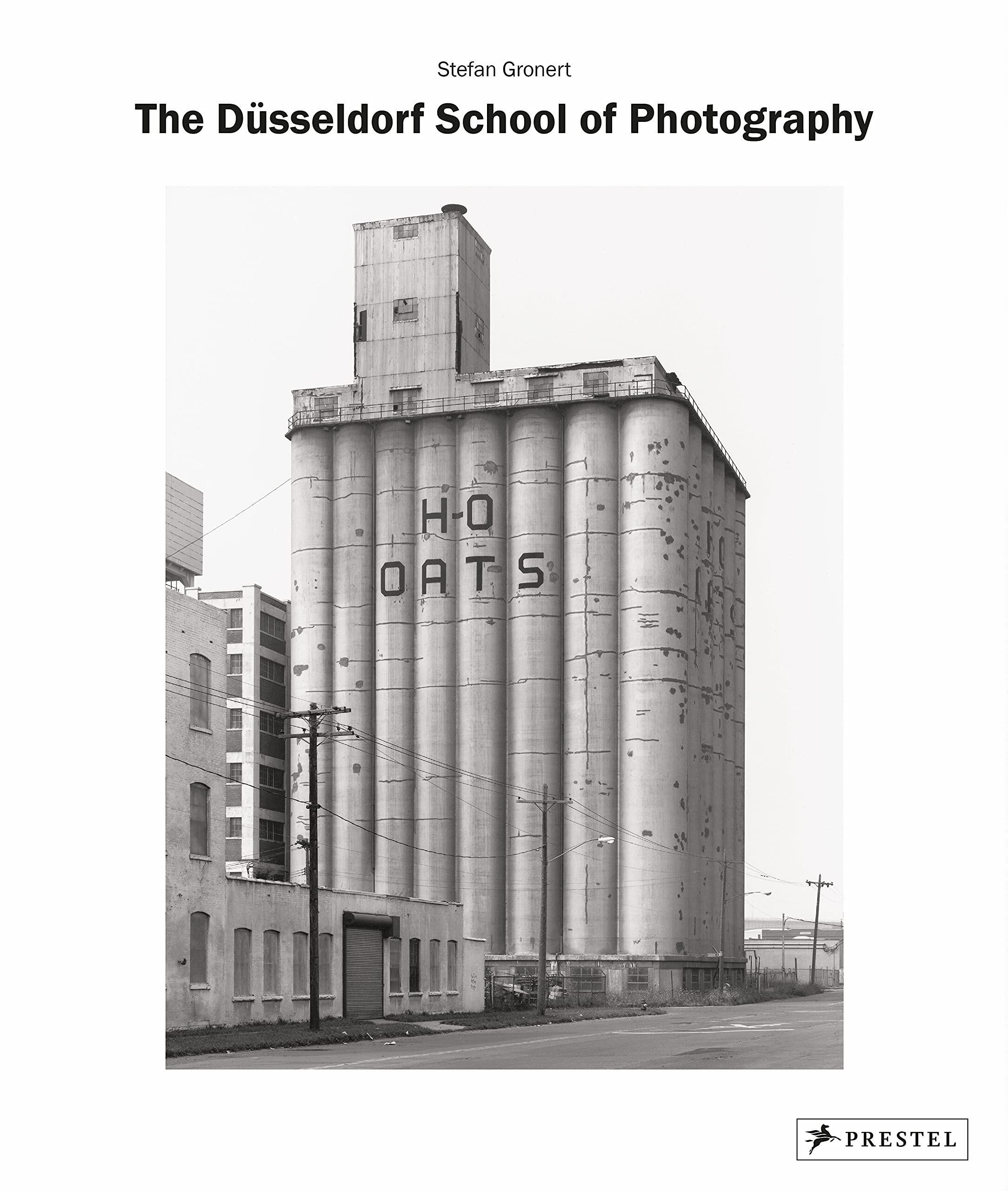 【现货】杜塞尔多夫摄影学院 The Düsseldorf School of Photography Andreas Gursky、Thomas Struth、Thomas Ruff｜老佛爷书店