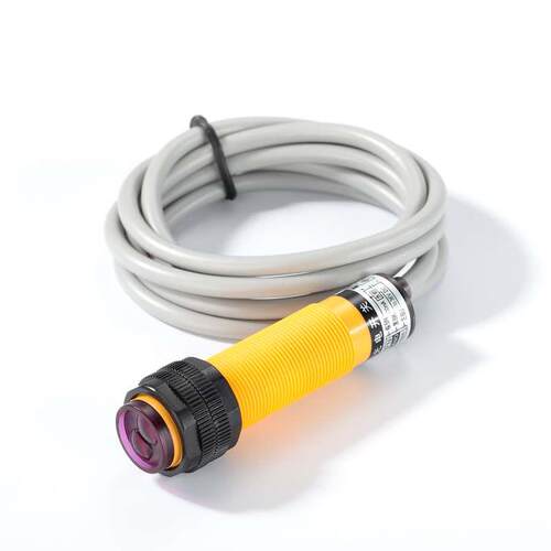 漫反射光电开关传感器E3F-DS30C4红外线接近感应常开npn三线24V