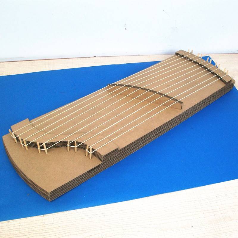 纸板diy古筝废物利用环保手工制作音乐玩教具幼儿园变废为宝成品