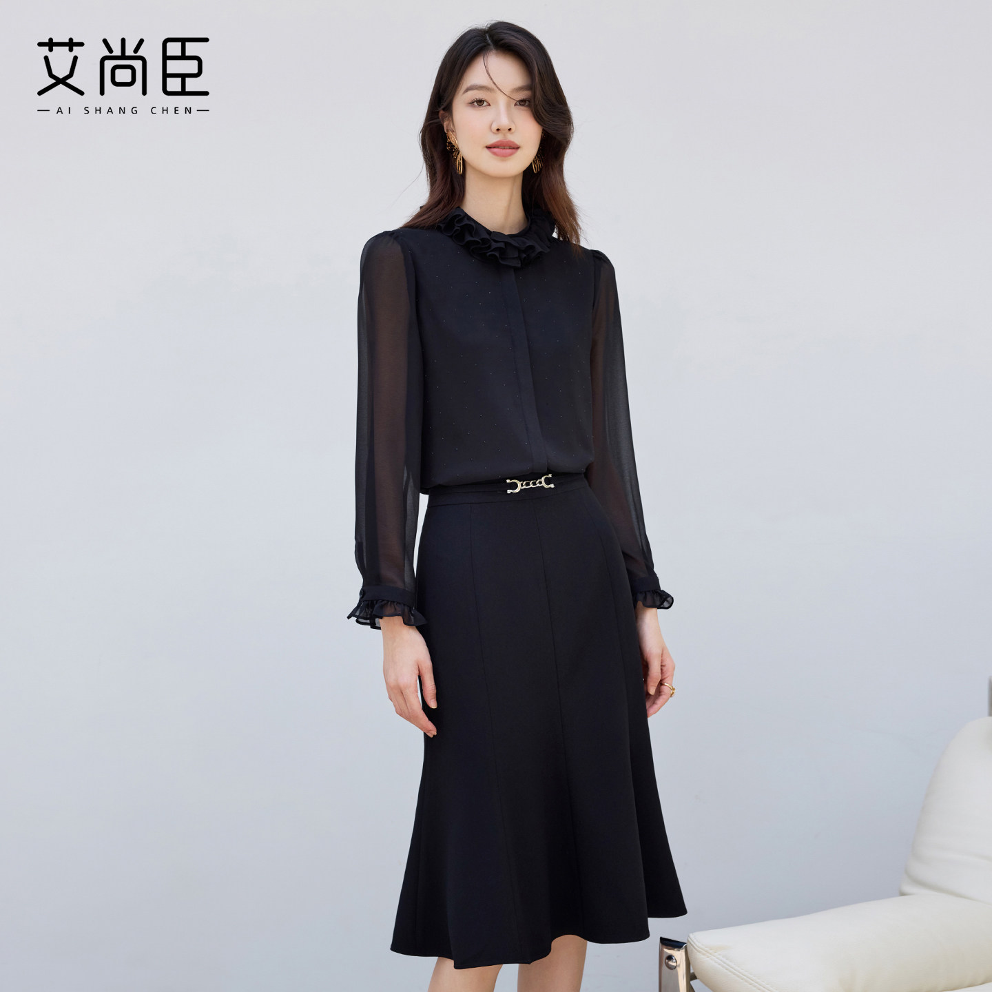 2025新款高级感长袖衬衫黑色显瘦气质小衫时尚洋气收腰显瘦套装