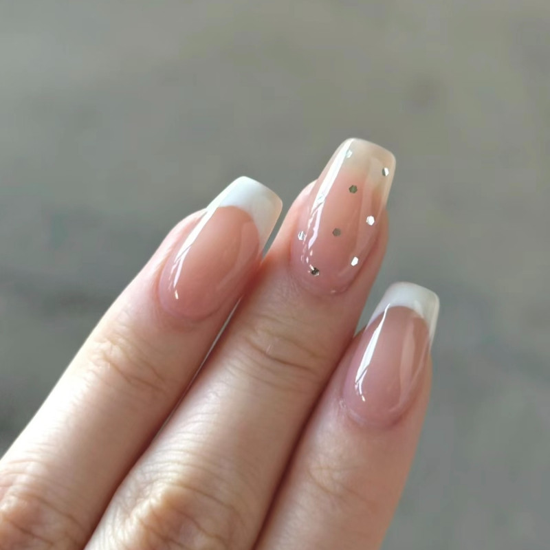 手工穿戴甲成品日系波点法式假指甲贴片裸色简约新娘孕妇美甲短款,彩妆/香水/美妆工具,美甲工具,淘宝优惠券,粉丝福利购,淘宝优惠卷