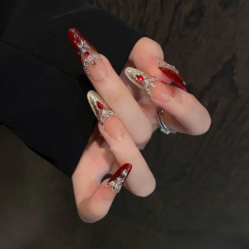 新年战甲红法式猫眼新娘穿戴甲