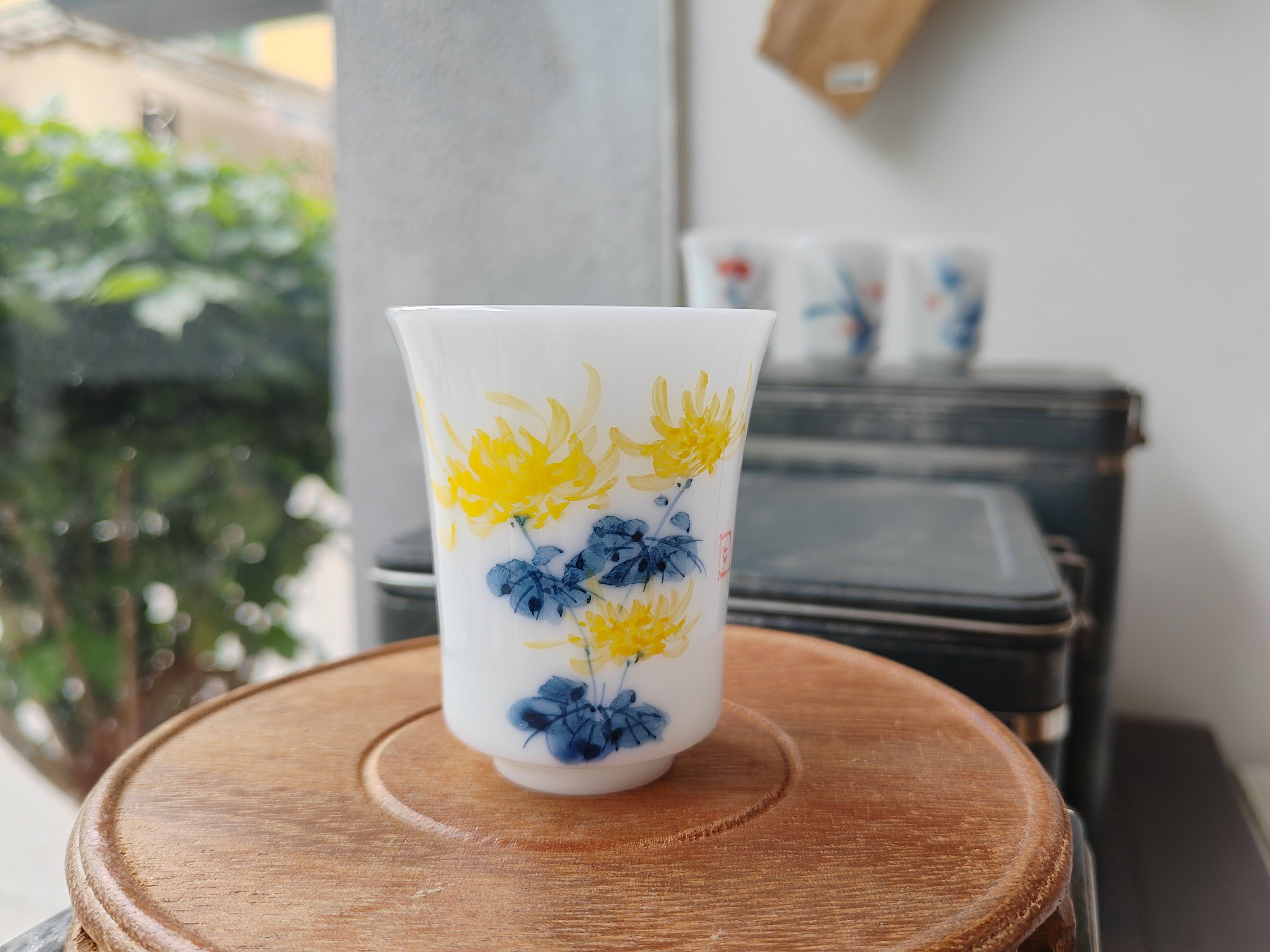 冰种玉瓷手绘菊花主人杯满容约70ml