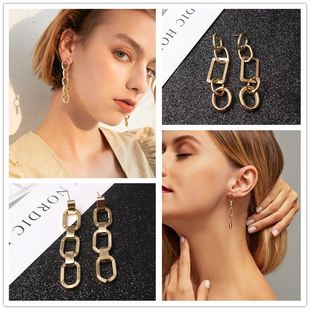 Earring Earings Women Earrings Golden earing Party Classic