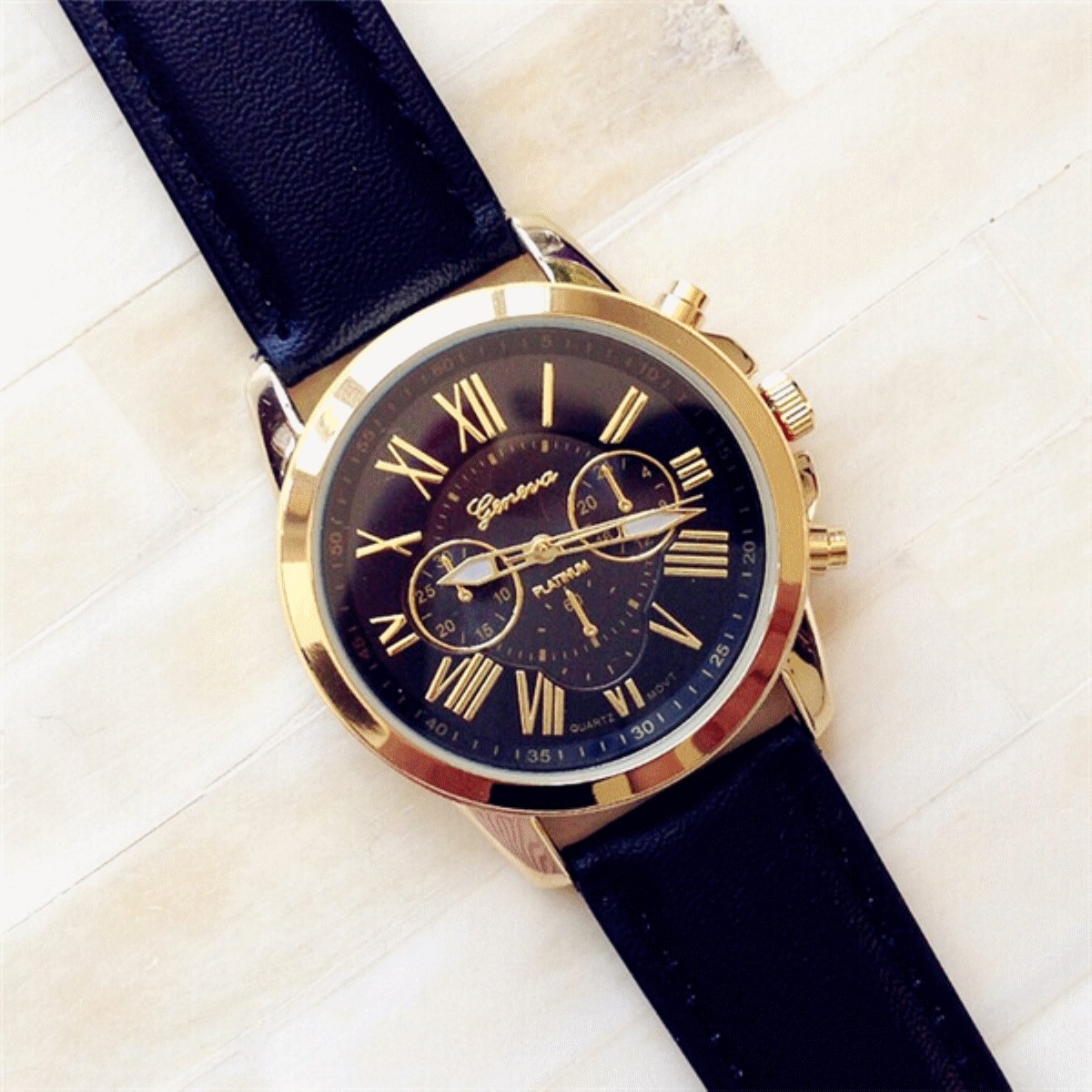 women Quartz Watches ladies Leather Young girl watch 手表女