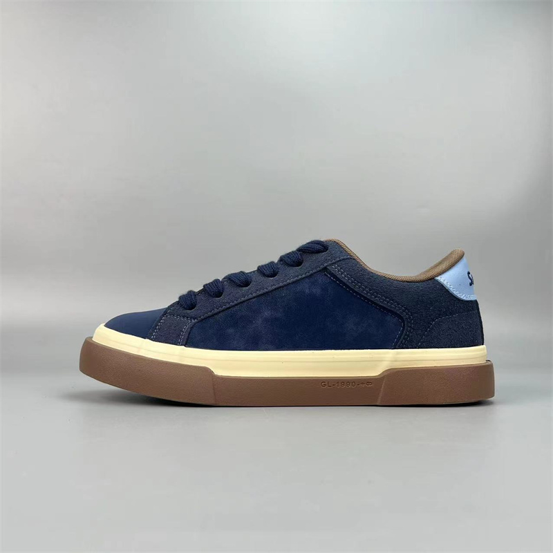 休闲板鞋男款时尚百搭小众德训鞋