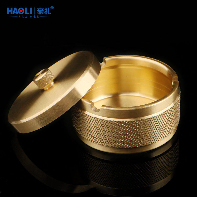 速发纯飞铜烟灰缸带盖酒灰黄家用客厅防店车载办公室高级感纯铜烟