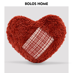 柏洛斯Blaze『心焰』高级感样爱心抱枕靠枕客厅沙发靠垫卧室酒店