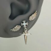 Orange Sea甜酷风蓝色锆石十字架耳骨钉独特钛钢尖锥吊坠耳环耳饰