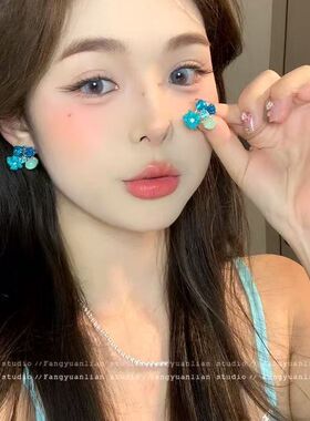 别太显白 蓝色郁金香耳钉小众设计感甜美气质耳环女2025新款耳夹