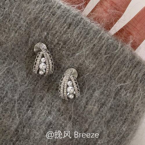 「芭蕾迷梦」法式复古蕾丝花边珍珠耳钉精致时尚高级感无耳洞耳夹