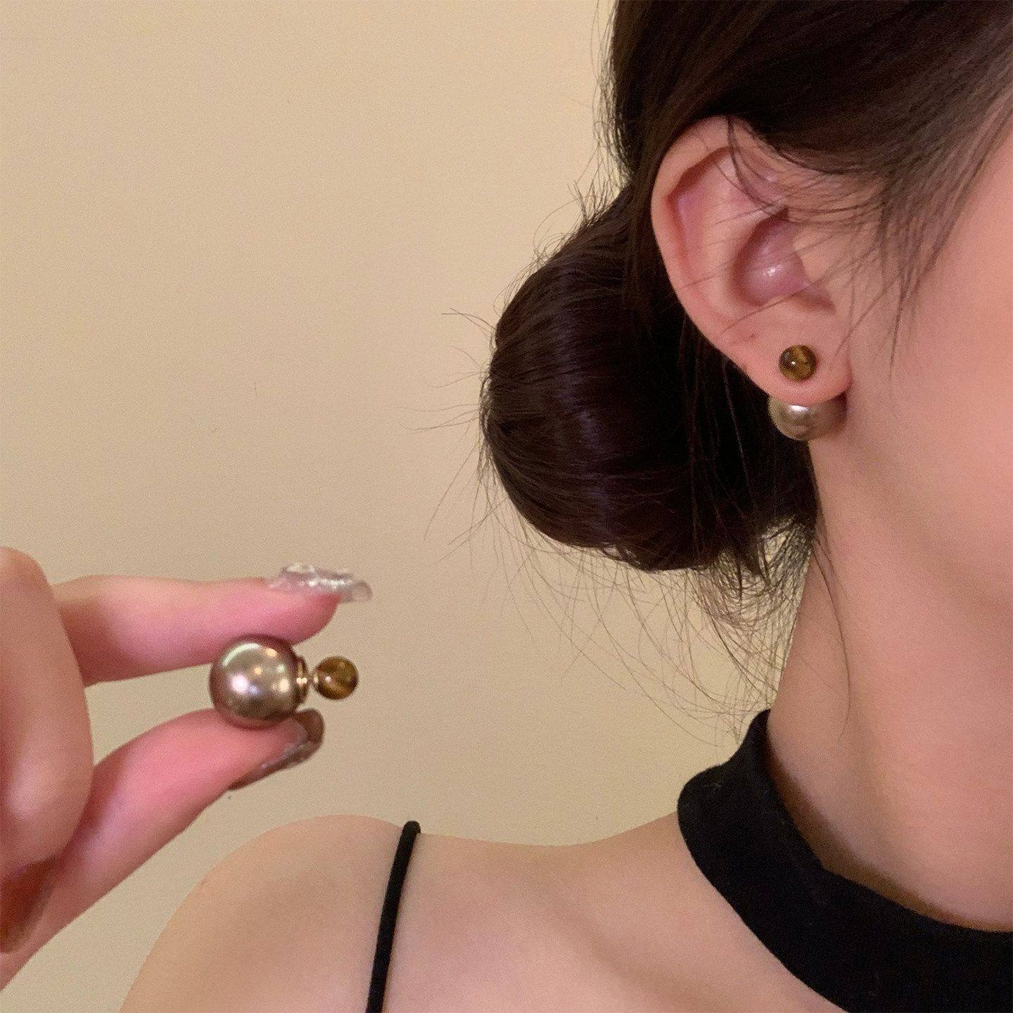 前后两戴式圆球香槟金珍珠耳环女复古秋冬美拉德耳饰巨好看耳钉,饰品/流行首饰/时尚饰品新,耳钉,淘宝优惠券,粉丝福利购,淘宝优惠卷